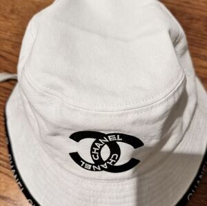 <AUTHENTIC>CHANEL Hat